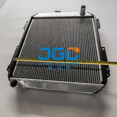 Автоматизация EX60-5 4366829 4397053 Сборка экскаватора Радиатор Водяной бак Водяной охладитель Радиатор