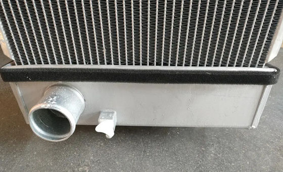 PC200-8 PC220-8 PC220LC-8 PC240-8 PC240LC-8 Радиатор экскаватора 206-03-21412 206-03-21411